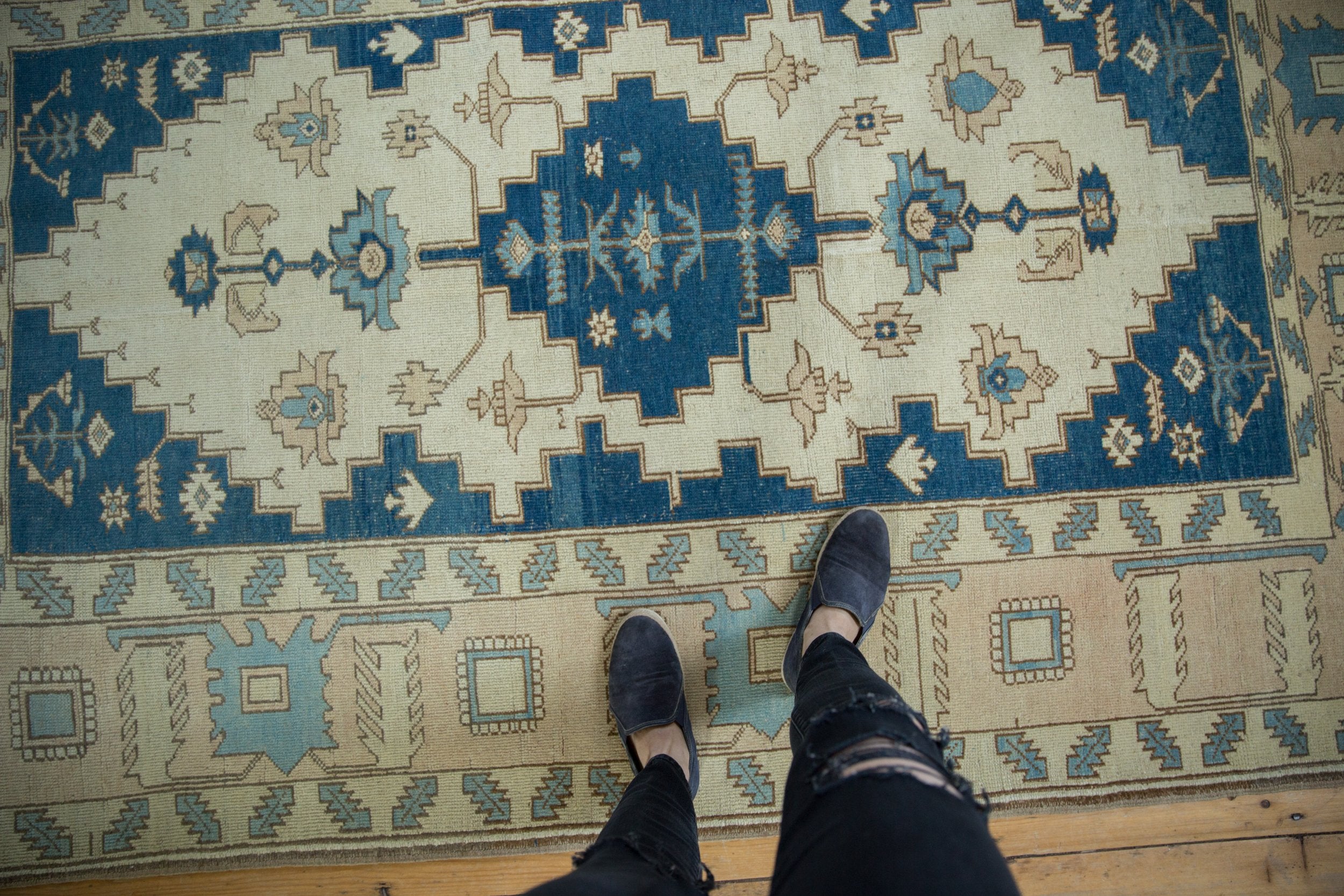 5x8 Vintage Distressed Oushak Carpet // ONH Item 8315 Image 1