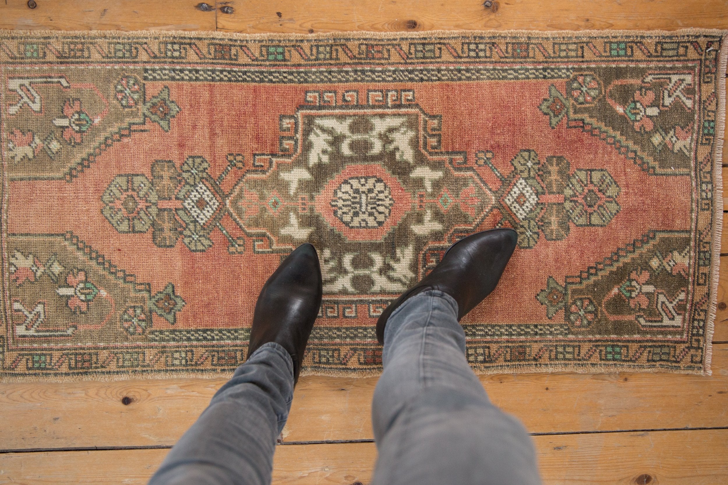 1.5x4 Vintage Distressed Oushak Rug Mat Runner // ONH Item 8358 Image 1