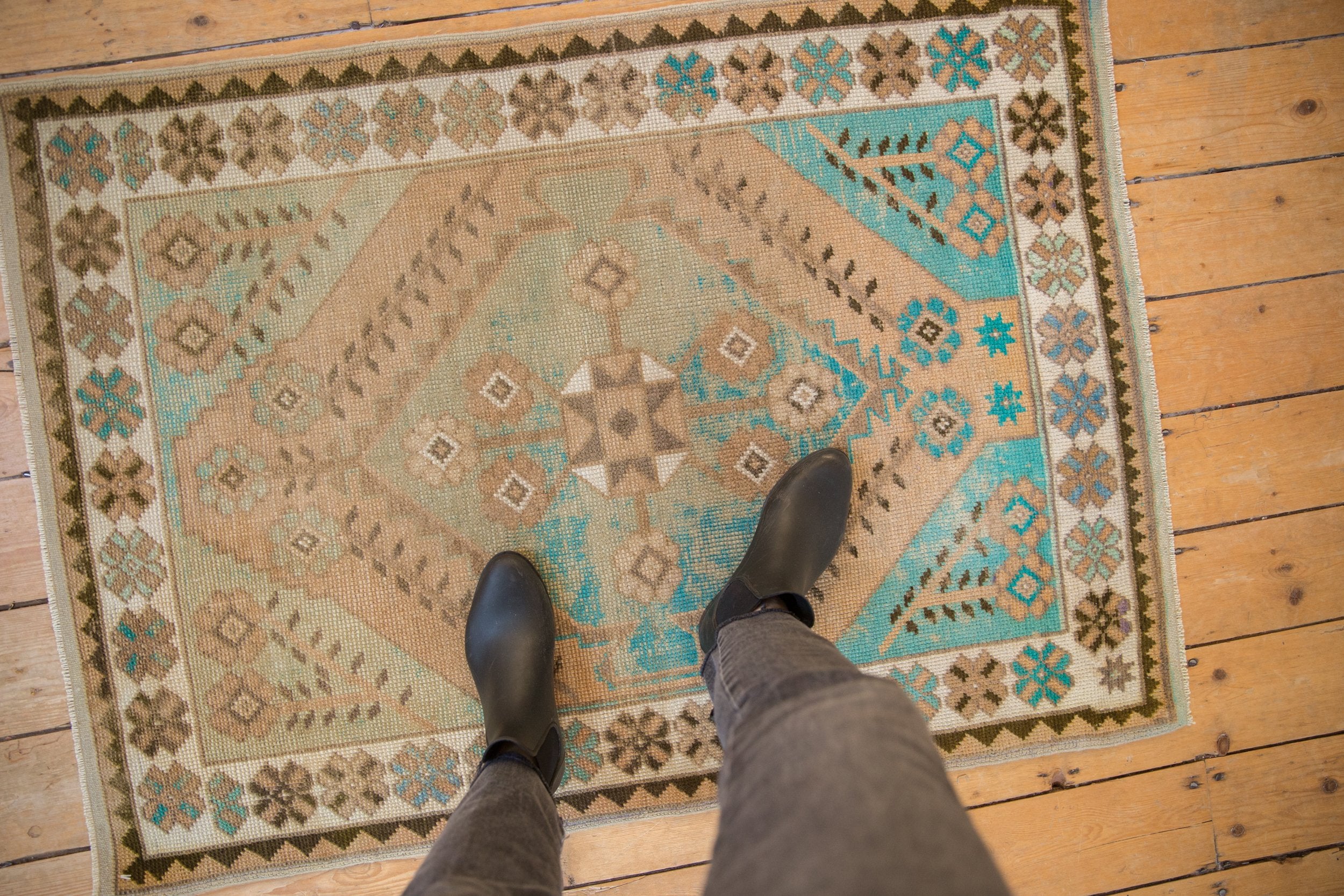 3x4 Vintage Distressed Oushak Square Rug // ONH Item 8375 Image 1