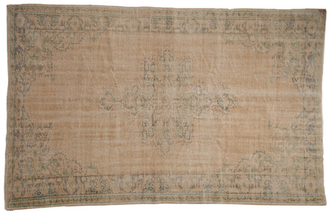 5.5x8.5 Vintage Distressed Oushak Carpet // ONH Item 8402