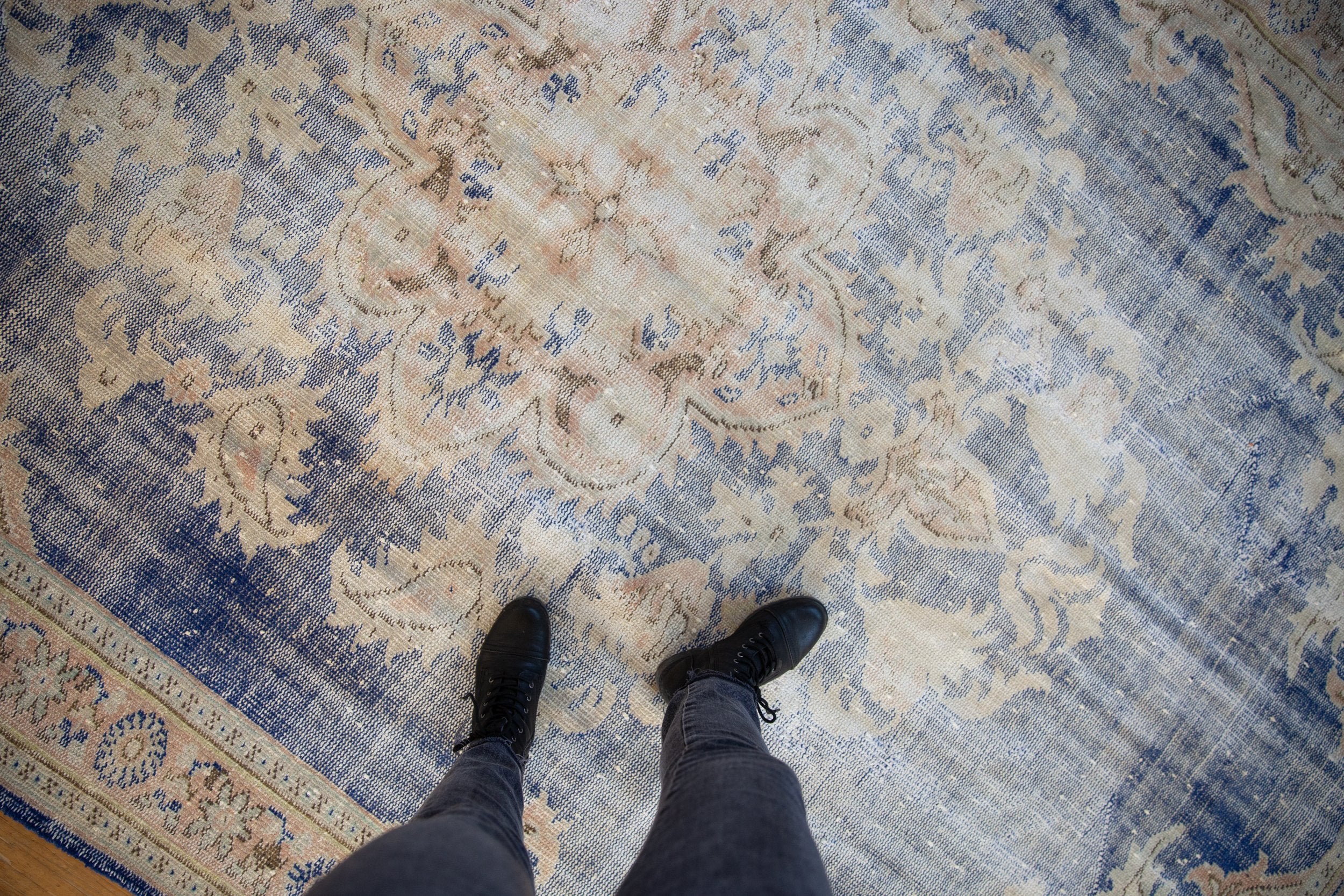 7.5x11 Vintage Distressed Oushak Carpet // ONH Item 8416 Image 1