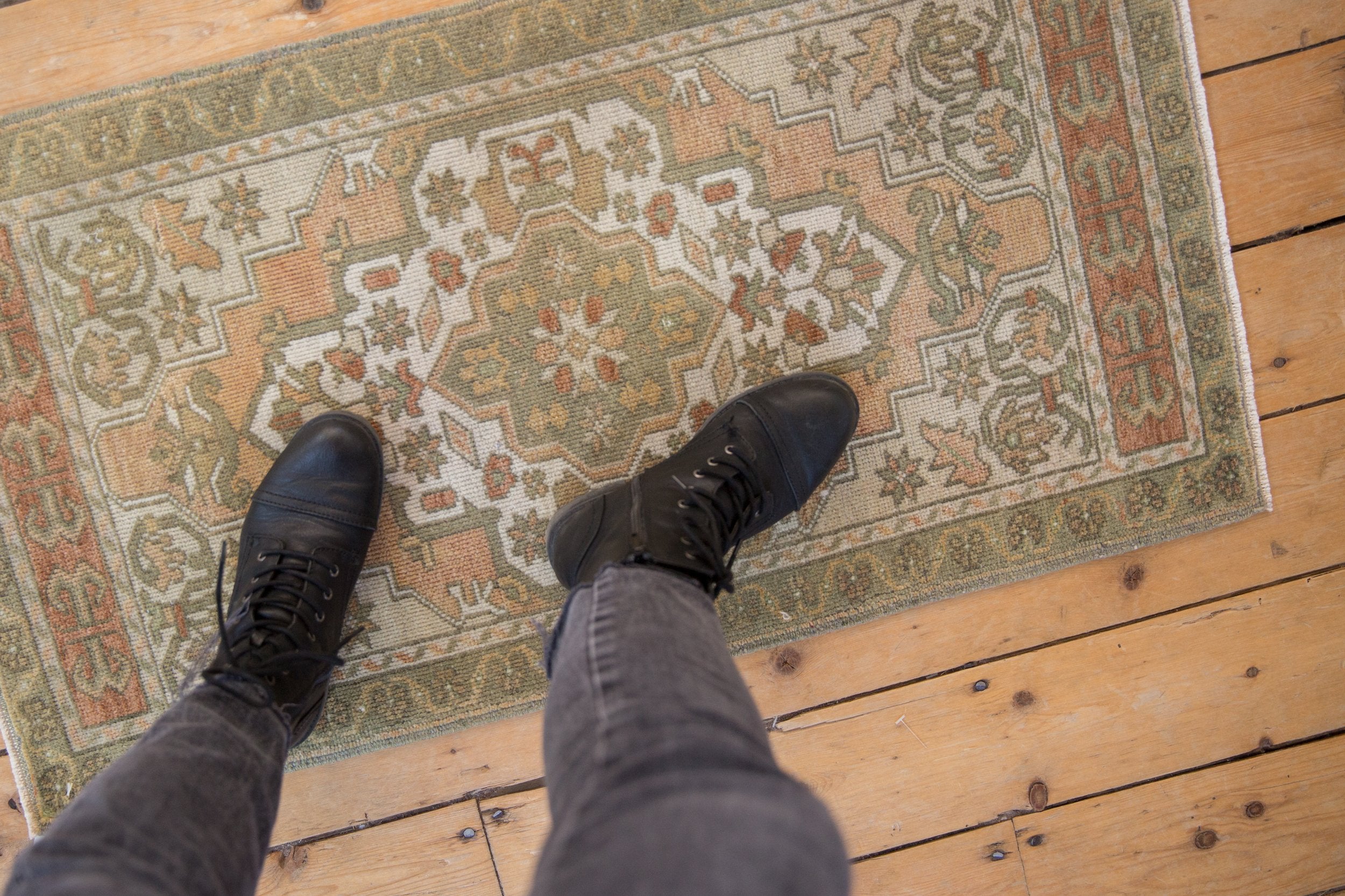 2x3.5 Vintage Distressed Oushak Rug // ONH Item 8421 Image 1