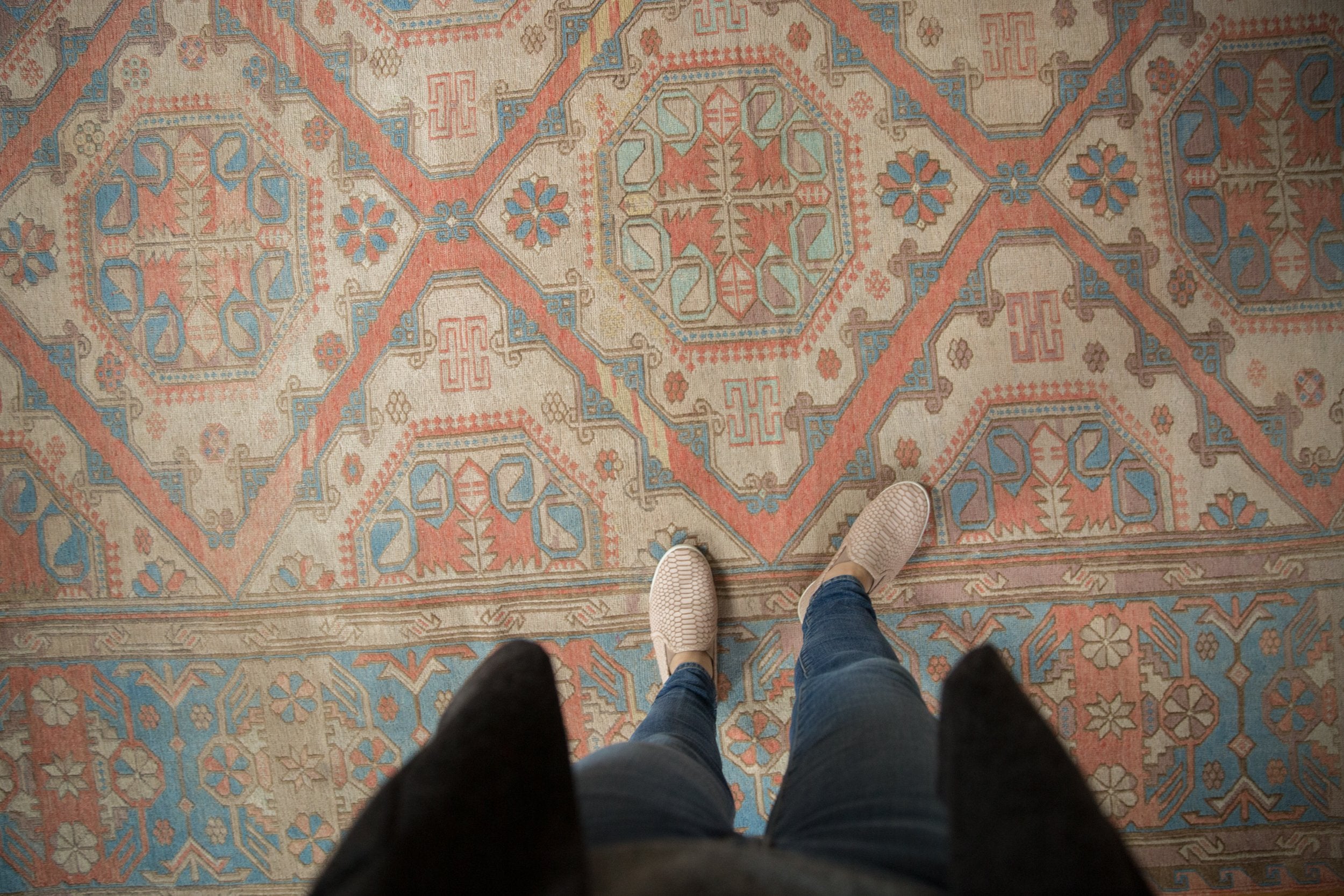 7x11.5 Vintage Distressed Soumac Carpet // ONH Item 8432 Image 1