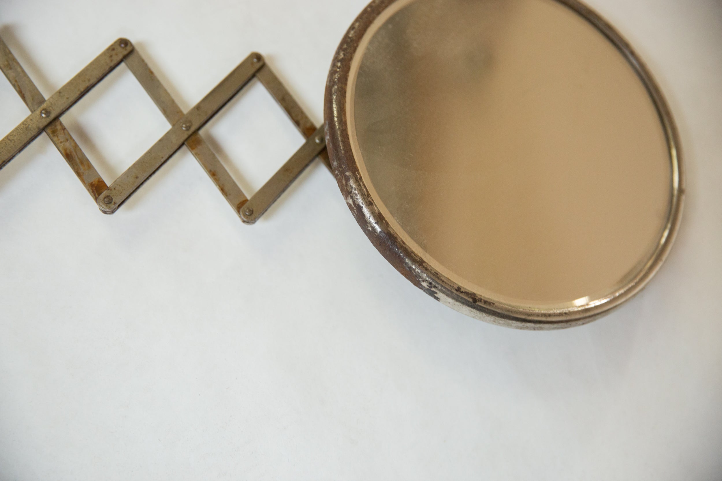 Antique Beveled Glass Fleur de Lis Accordion Shaving Mirror // ONH Item 8447 Image 1