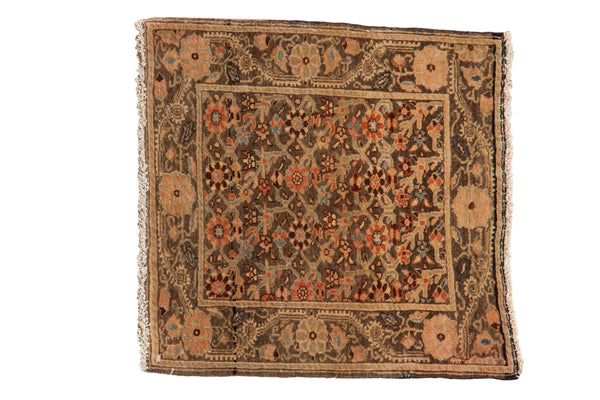 1.5x2 Vintage Fine Distressed Farahan Sarouk Square Rug Mat // ONH Item 8488