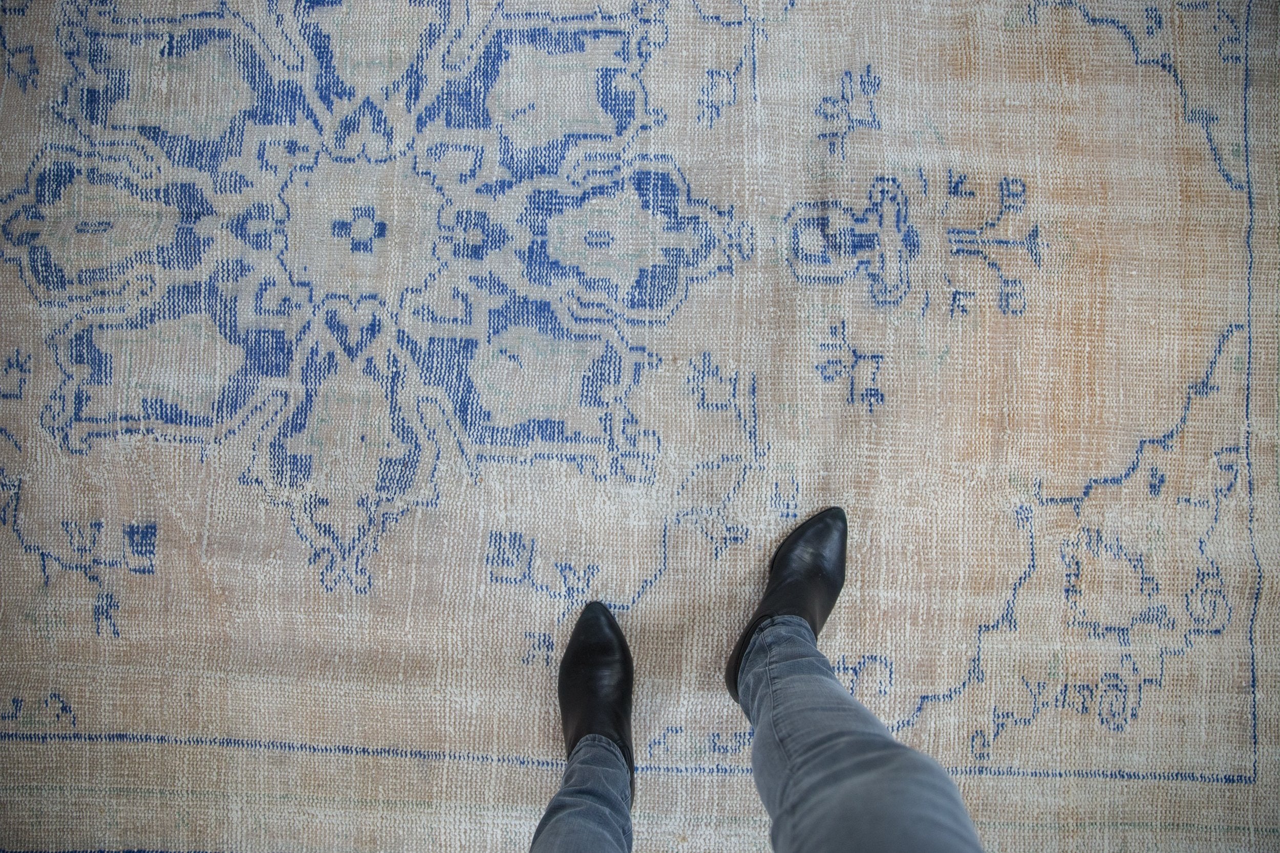 7x10 Vintage Distressed Oushak Carpet // ONH Item 8545 Image 1