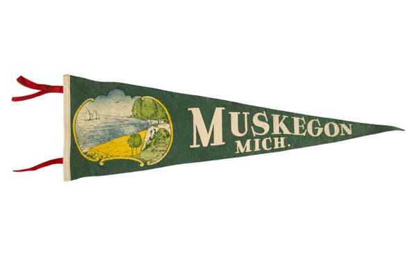 Vintage Muskegon Michigan Felt Flag // ONH Item 8572