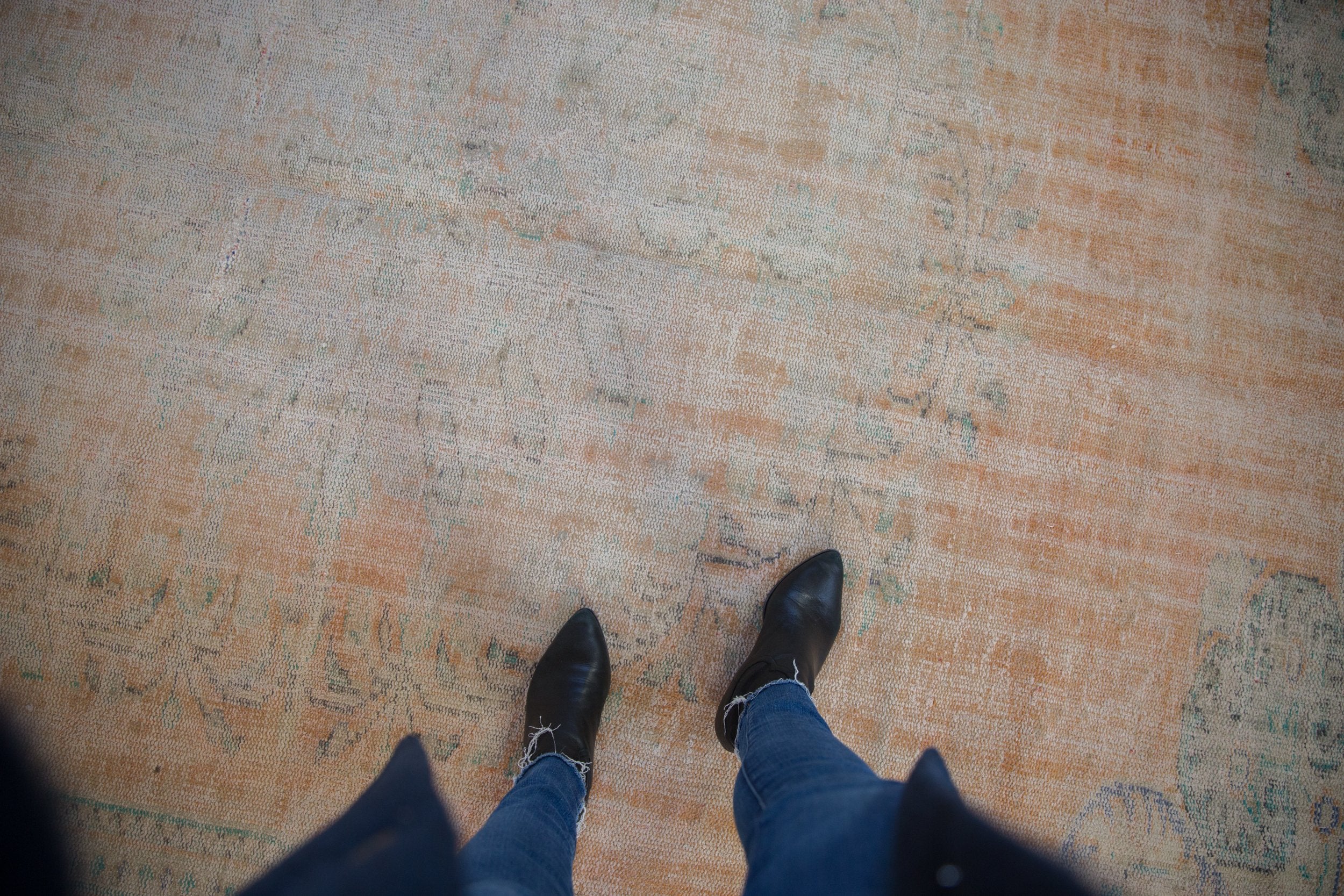 8x11.5 Vintage Distressed Oushak Carpet // ONH Item 8582 Image 1