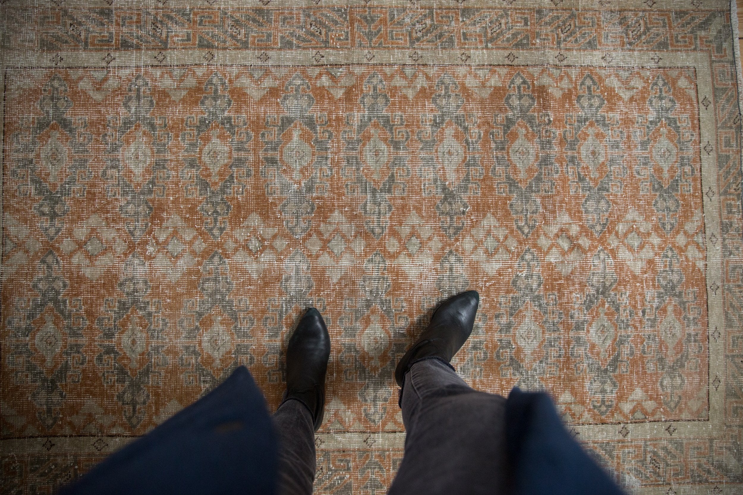 4x6 Vintage Distressed Oushak Rug // ONH Item 8587 Image 1