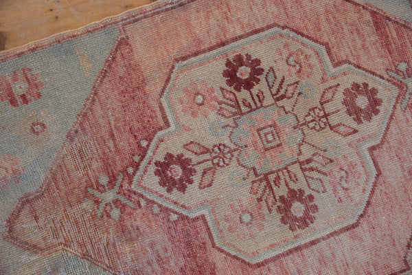 2x3.5 Vintage Distressed Fragment Oushak Rug // ONH Item 8606 Image 5