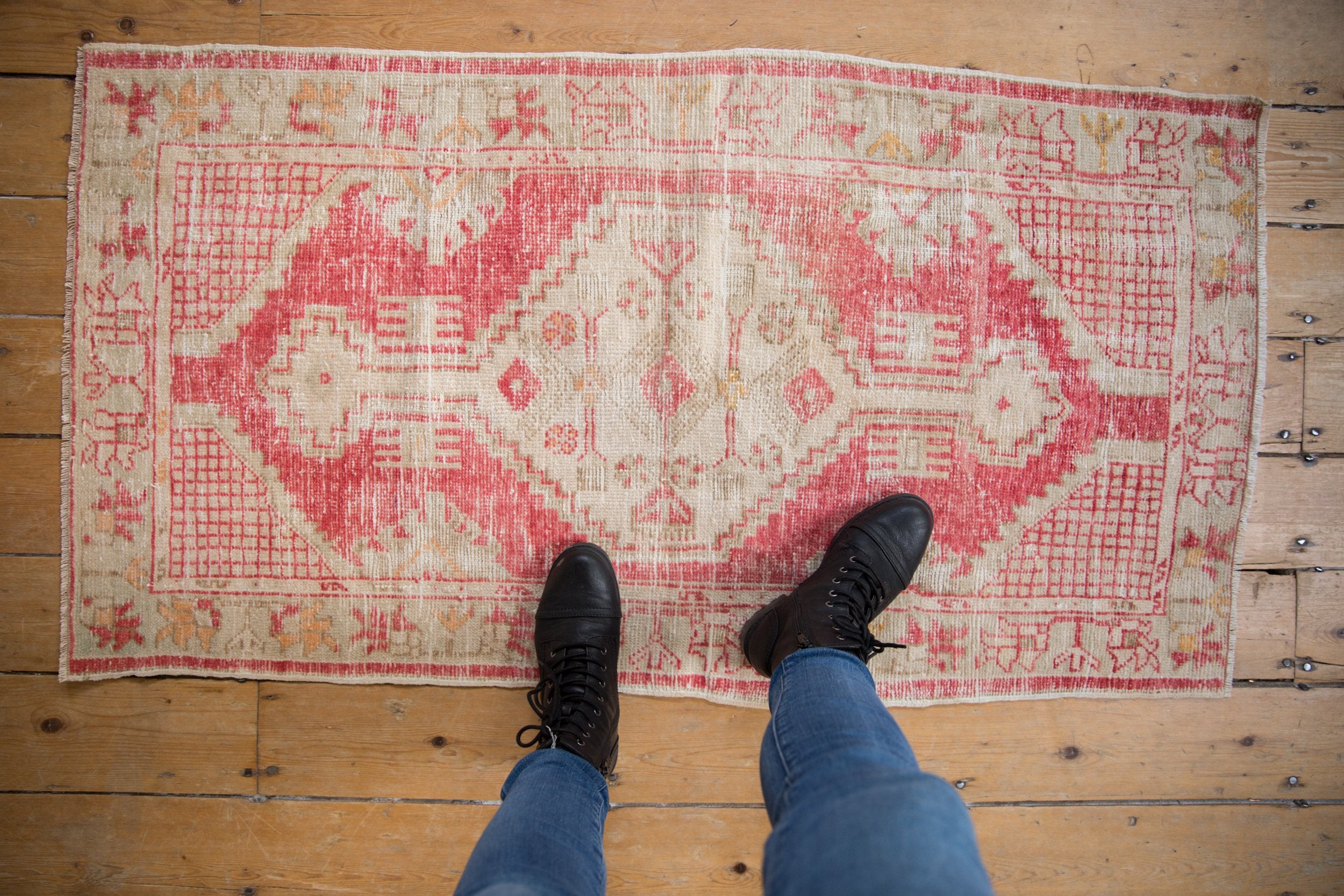 2.5x4.5 Vintage Distressed Oushak Rug // ONH Item 8610 Image 1