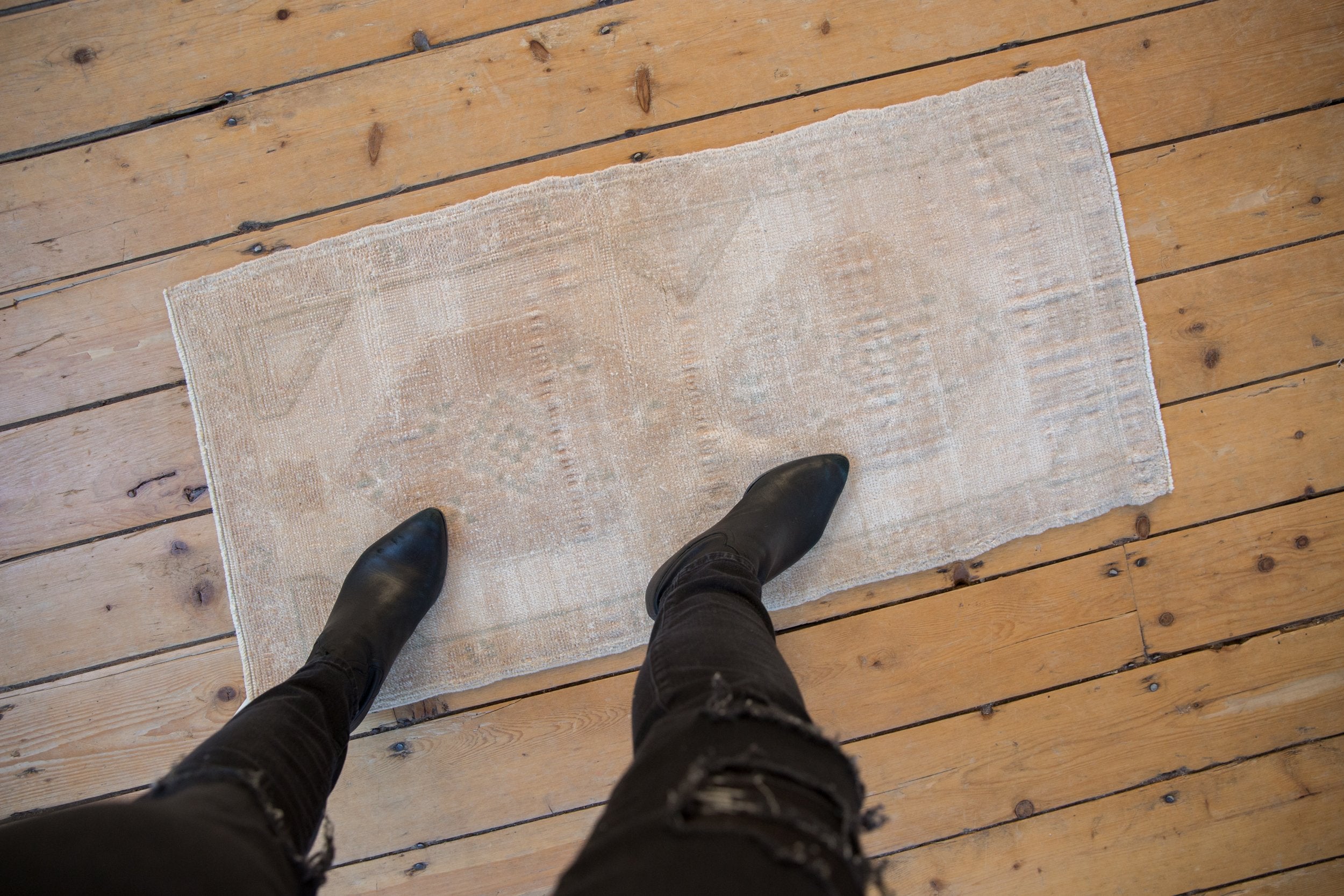 1.5x3.5 Vintage Distressed Oushak Rug Mat Runner // ONH Item 8625 Image 1