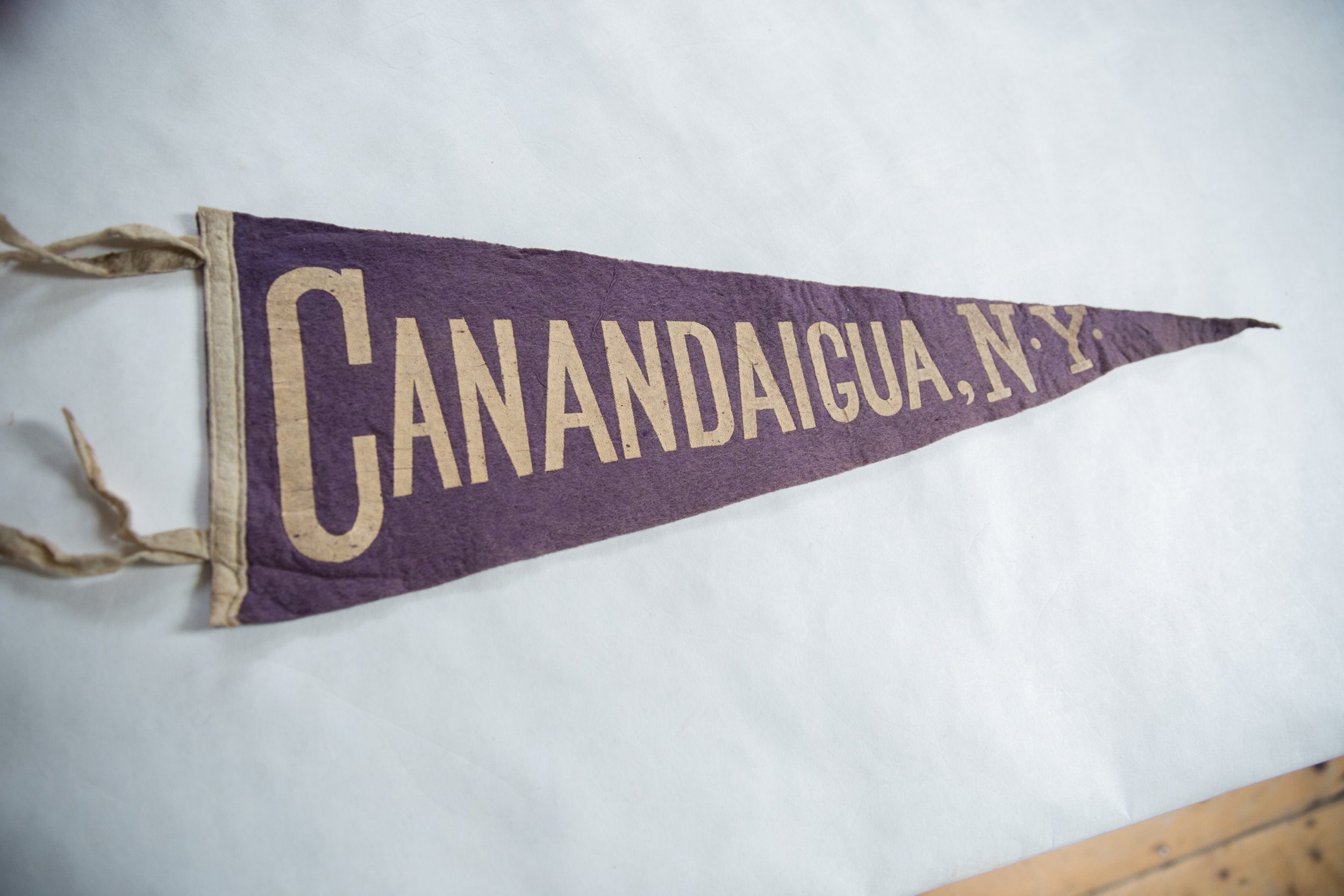 Vintage Canandaigua NY Felt Flag // ONH Item 8643 Image 1