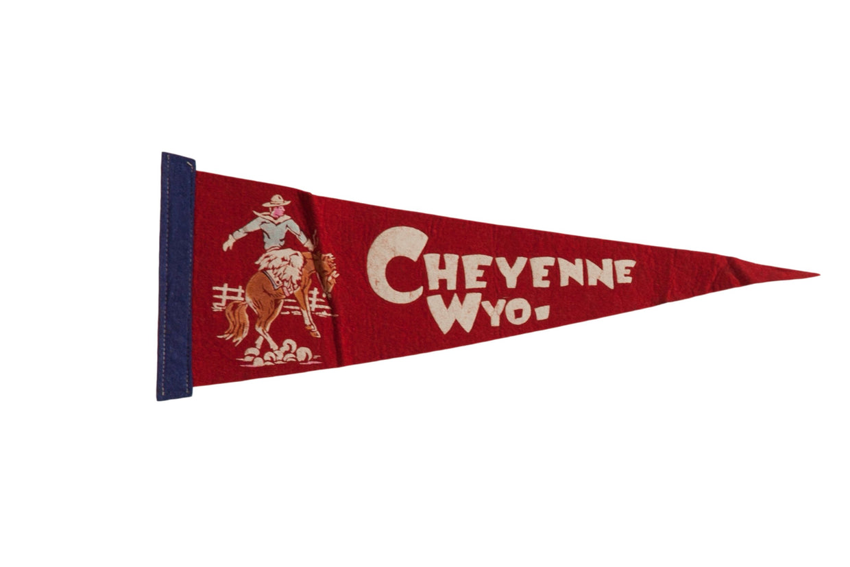 Vintage Cheyenne Wyoming Felt Flag // ONH Item 8652