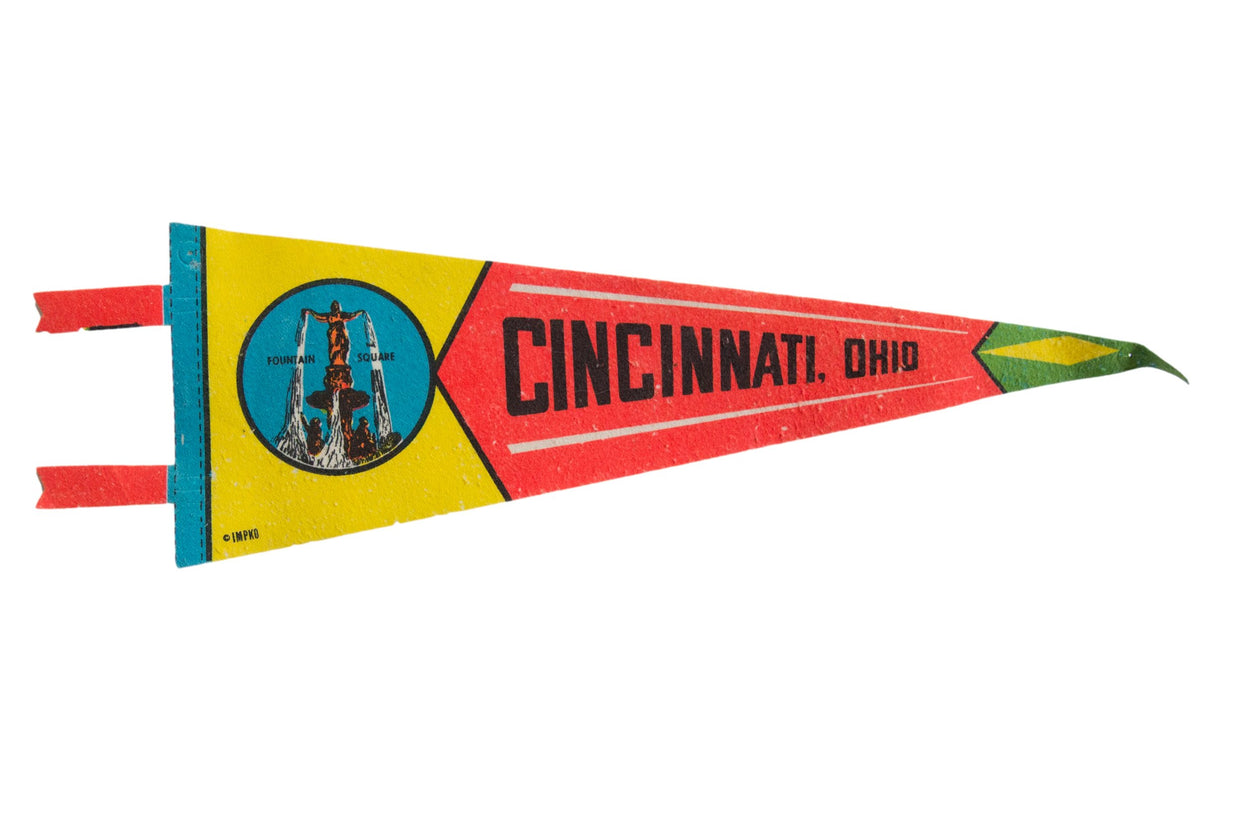 Vintage Cincinnati Ohio Flag Pennant // ONH Item 8693