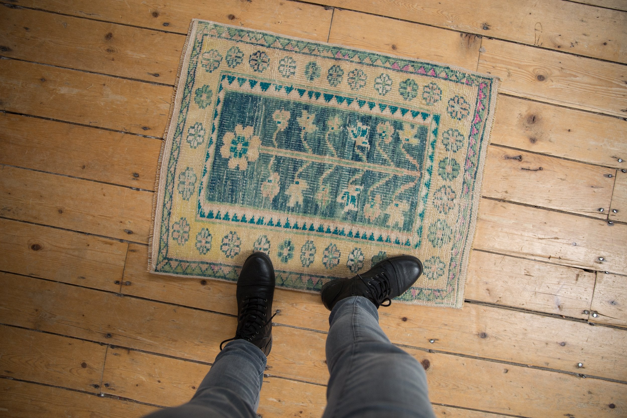 2x3 Vintage Distressed Oushak Rug Mat // ONH Item 8753 Image 1