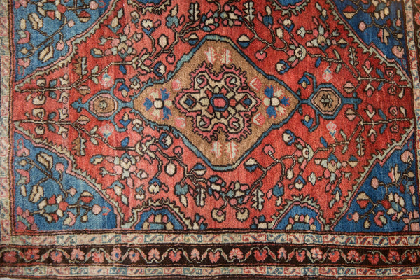 2x2.5 Antique Fine Farahan Sarouk Square Rug Mat // ONH Item 8757 Image 1