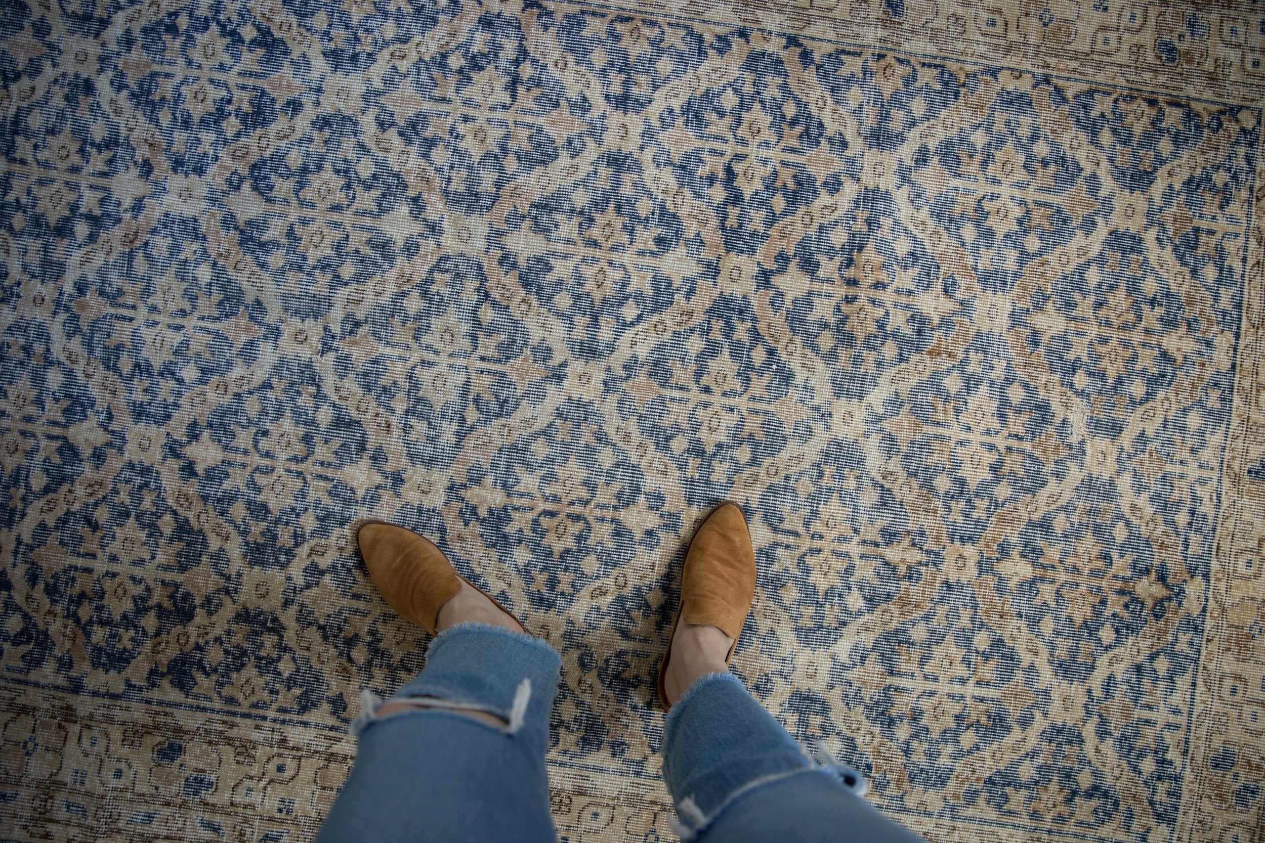 4.5x8 Vintage Distressed Sparta Rug // ONH Item 8774 Image 1