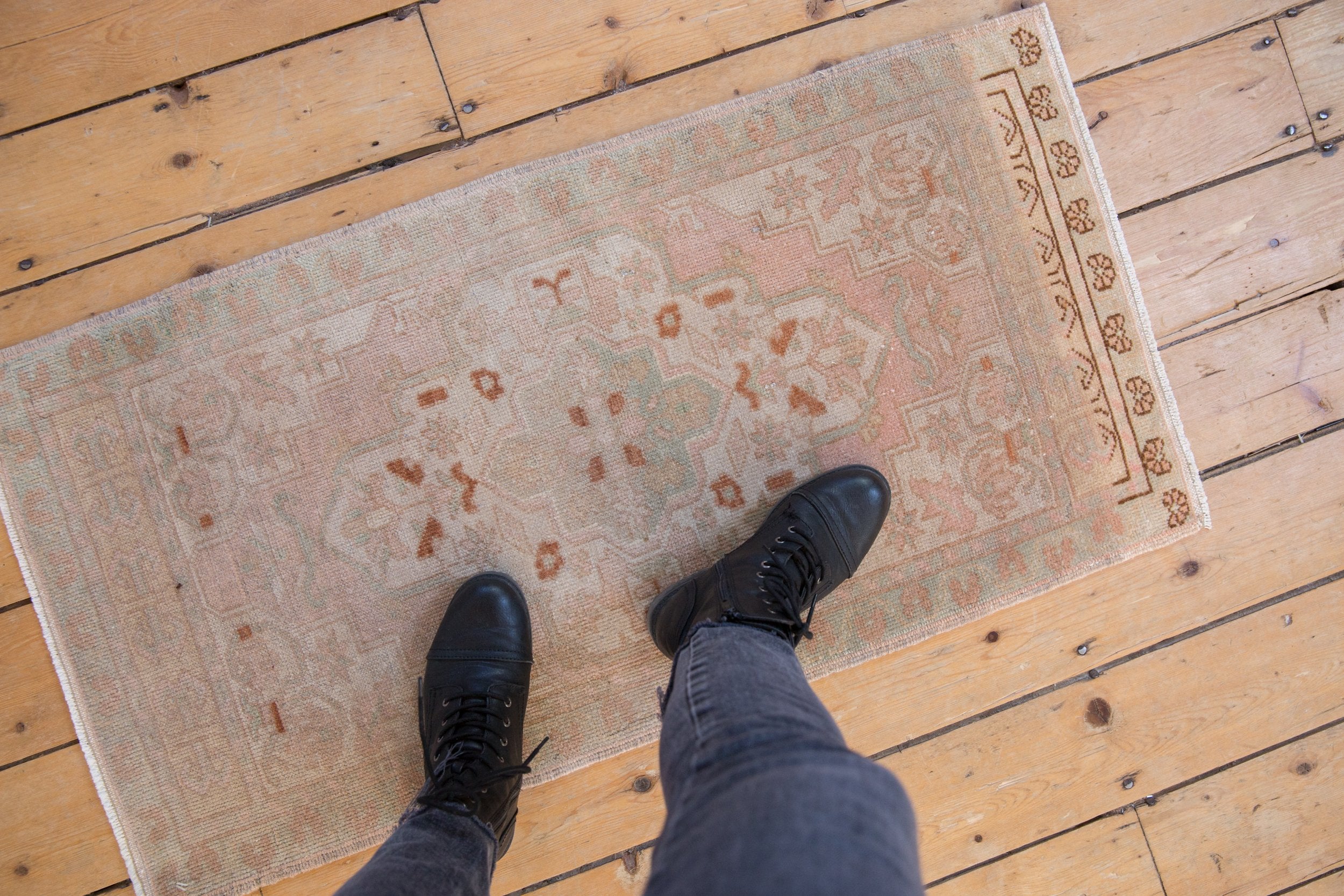 2x3.5 Vintage Distressed Oushak Rug // ONH Item 8775 Image 1