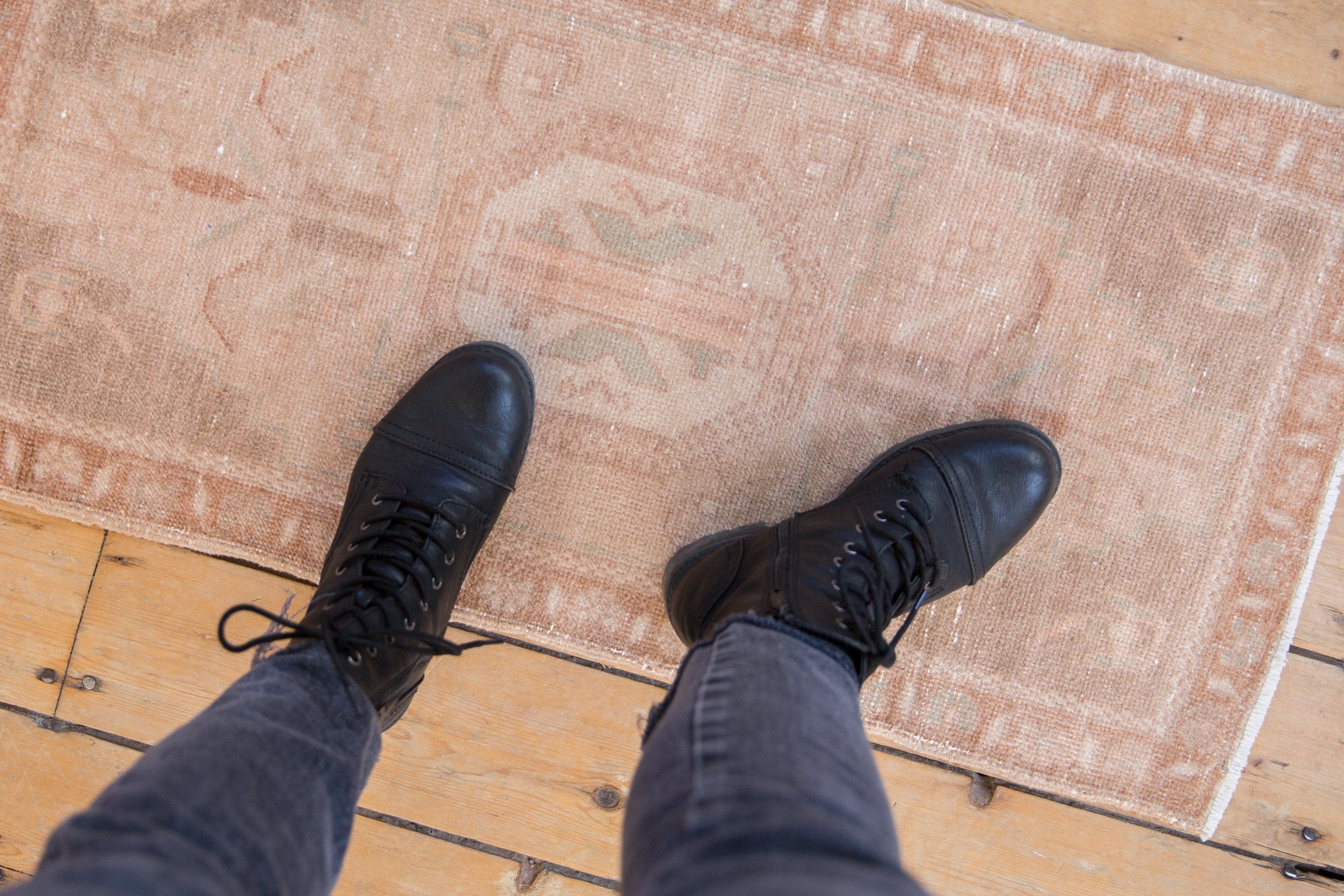 1.5x3 Vintage Distressed Oushak Rug Mat // ONH Item 8778 Image 1