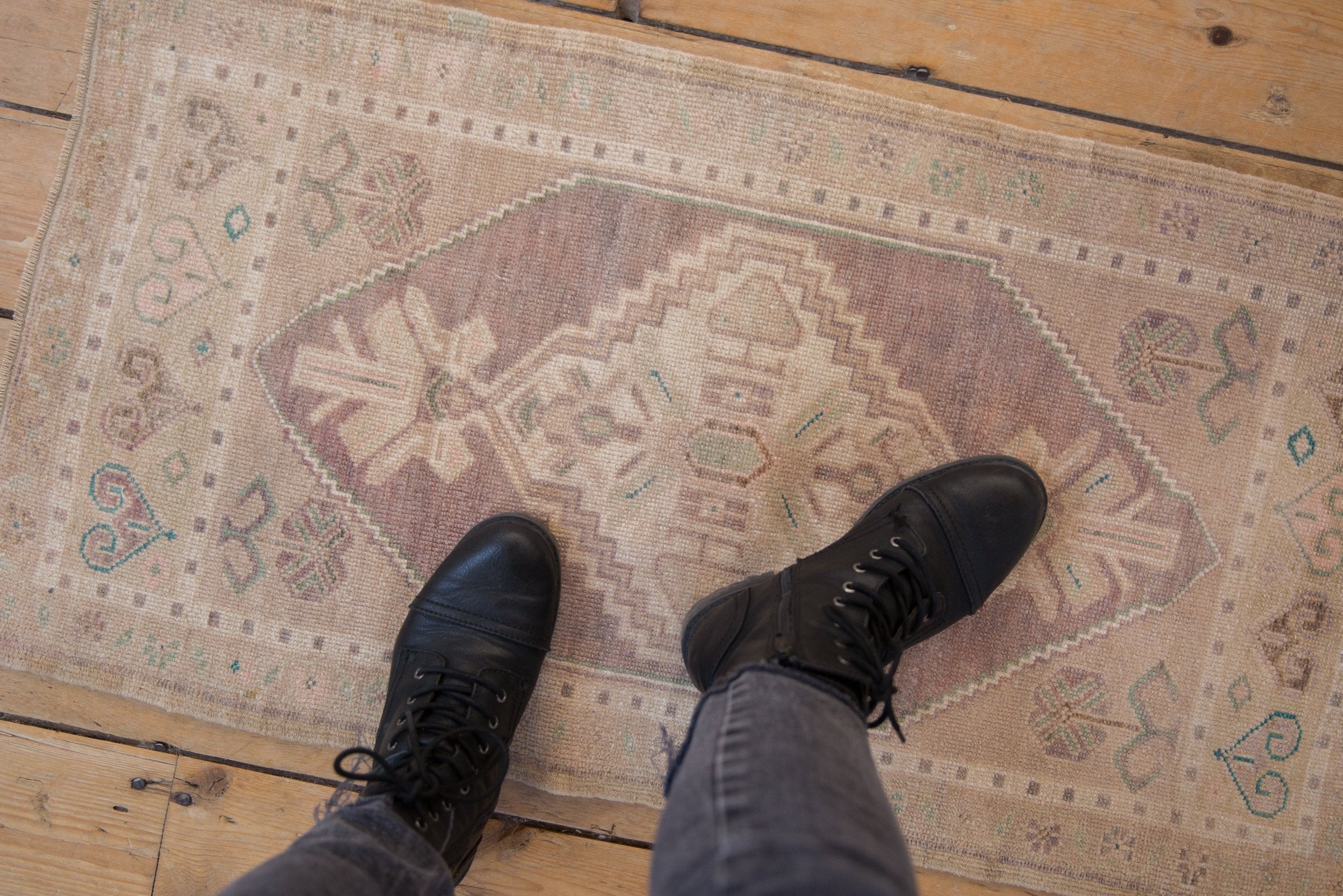 1.5x3.5 Vintage Distressed Oushak Rug Mat Runner // ONH Item 8780 Image 1