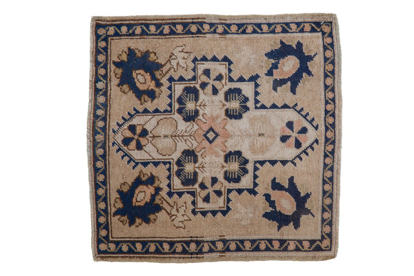 Vintage Distressed Oushak Square Rug Mat / ONH item 8792