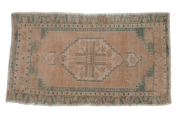 Vintage Distressed Oushak Rug Mat / ONH item 8793