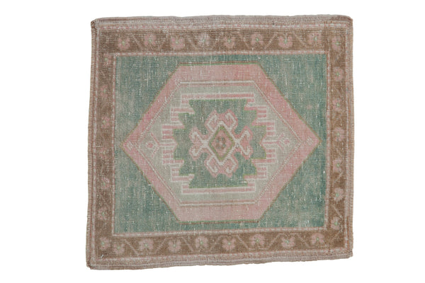 Vintage Distressed Oushak Square Rug Mat / ONH item 8797