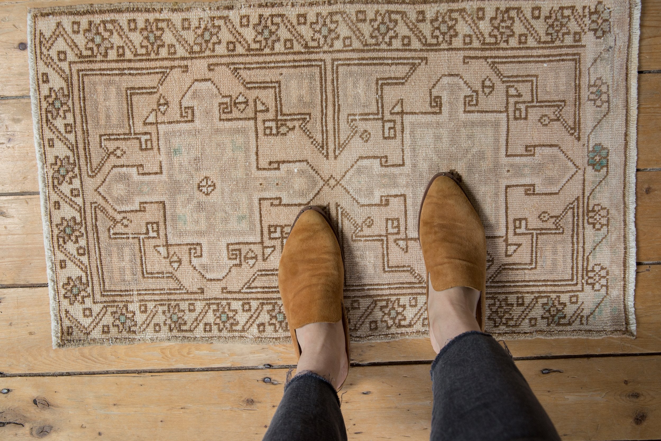 1.5x3 Vintage Distressed Oushak Rug Mat // ONH Item 8821 Image 1