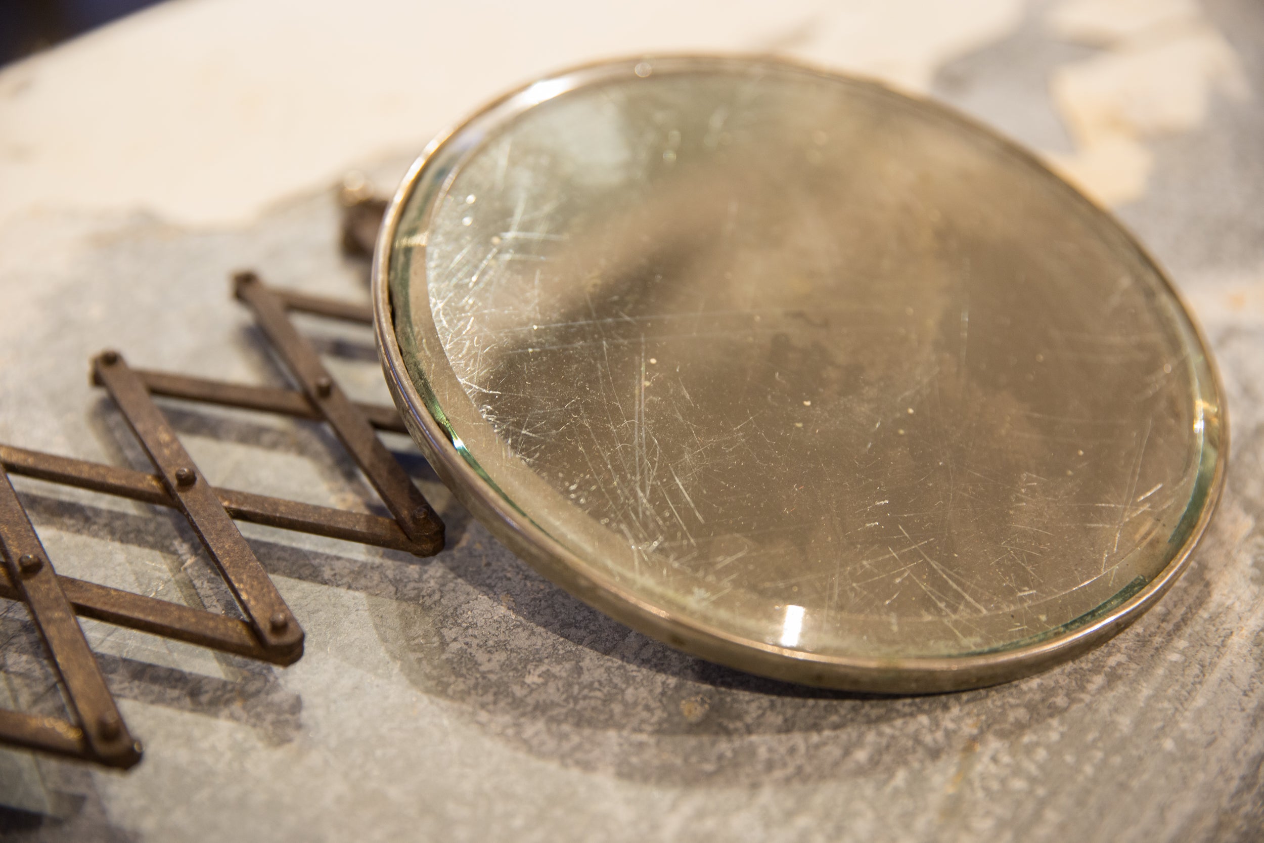 Vintage Fleur de Lis Accordion Shaving Mirror // ONH Item 8826 Image 1