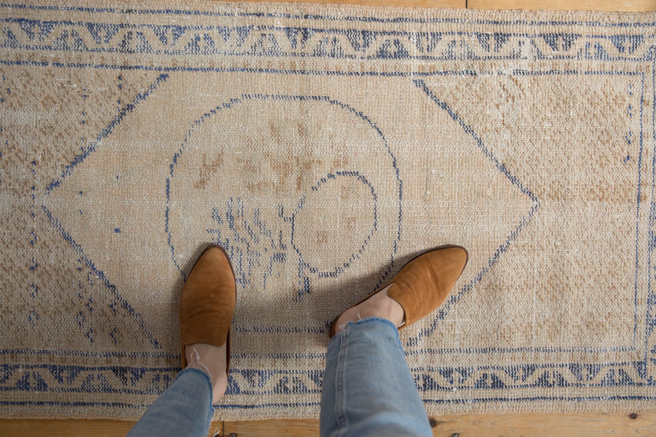 2.5x4.5 Vintage Distressed Oushak Rug // ONH Item 8916 Image 1