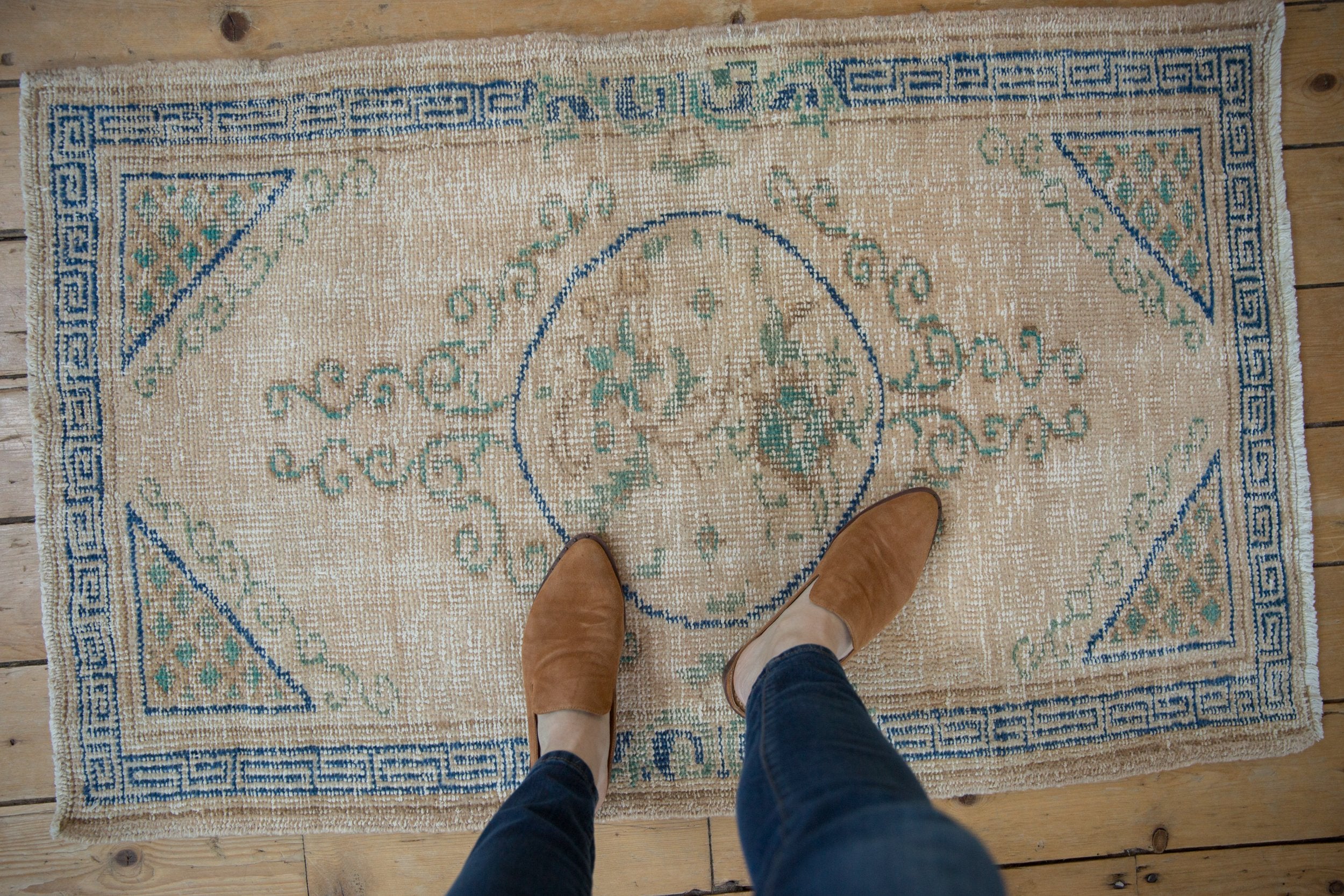 2.5x4 Vintage Distressed Oushak Rug // ONH Item 8921 Image 1