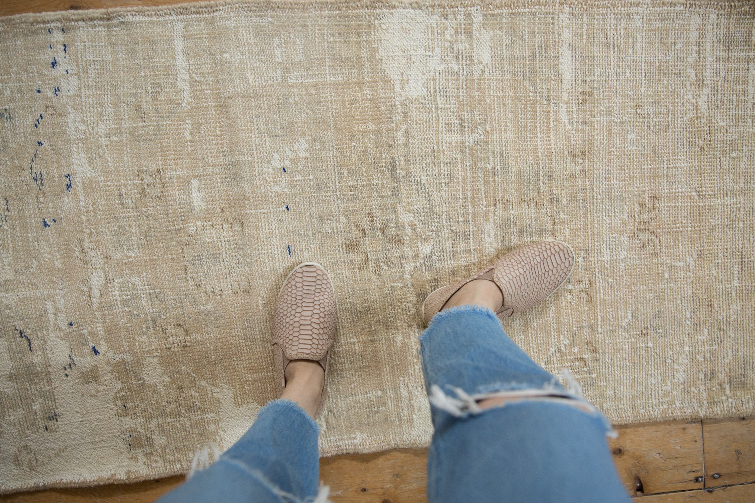 2.5x4.5 Vintage Distressed Oushak Rug // ONH Item 8927 Image 1