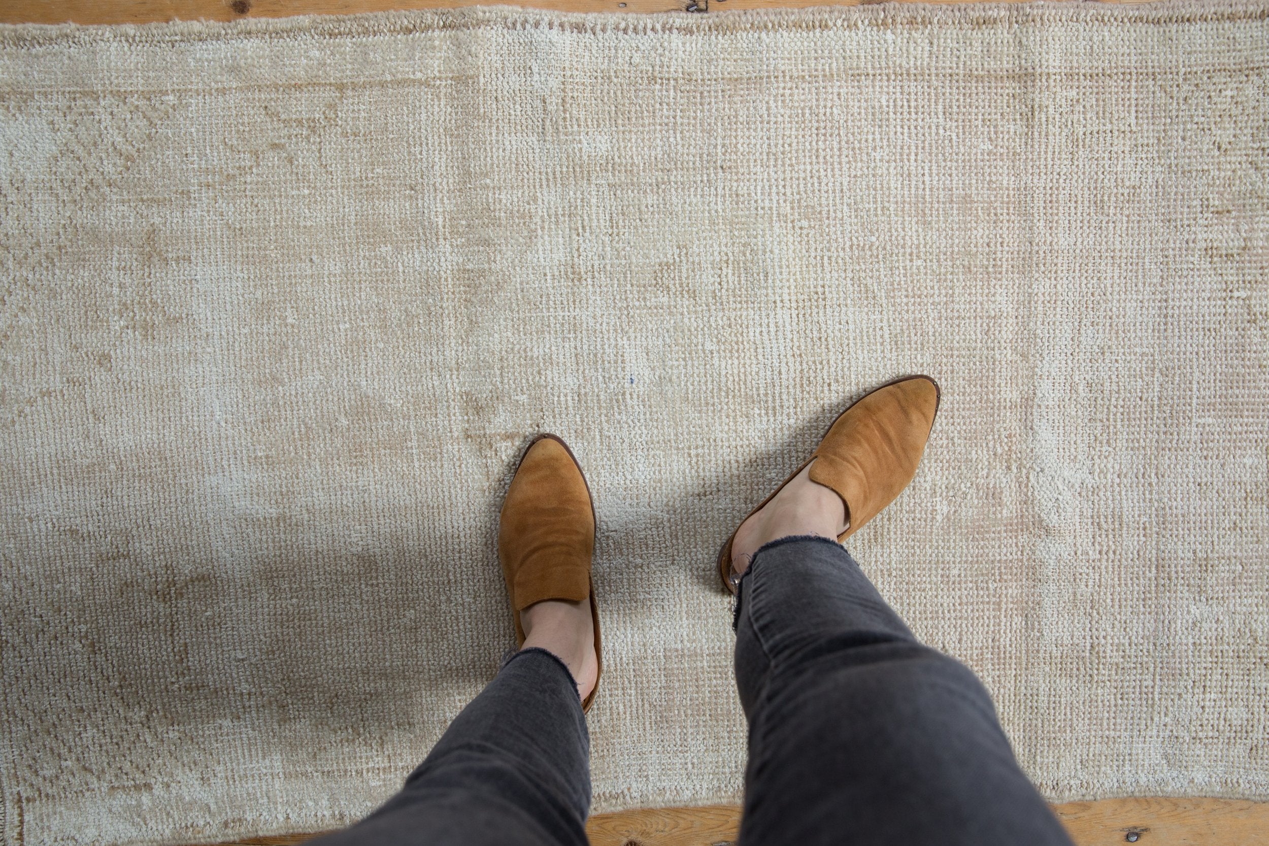 2.5x4.5 Vintage Distressed Oushak Rug // ONH Item 8936 Image 1