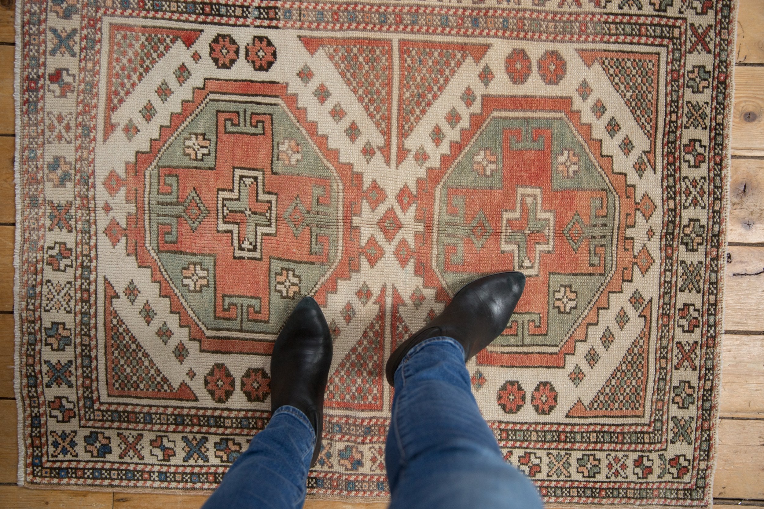 3x3.5 Vintage Distressed Oushak Square Rug // ONH Item 8944 Image 1