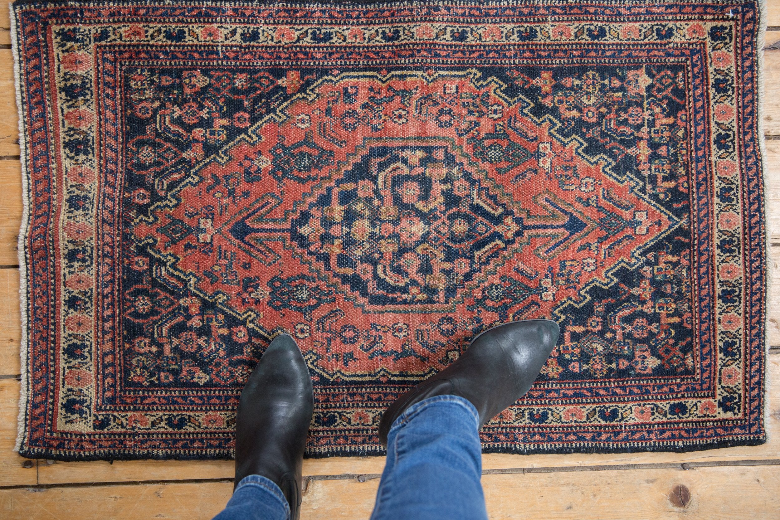 2x3 Vintage Senneh Rug Mat // ONH Item 8979 Image 1