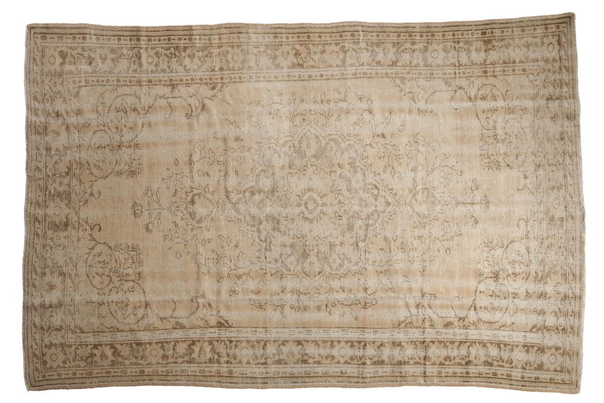 6.5x9.5 Vintage Distressed Oushak Carpet // ONH Item 9020