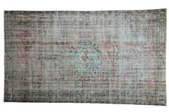 5.5x9.5 Vintage Distressed Oushak Carpet // ONH Item 9042