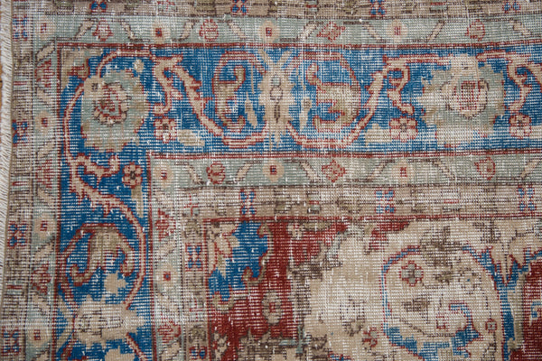 7.5x10.5 Vintage Distressed Sivas Carpet // ONH Item 9067 Image 8