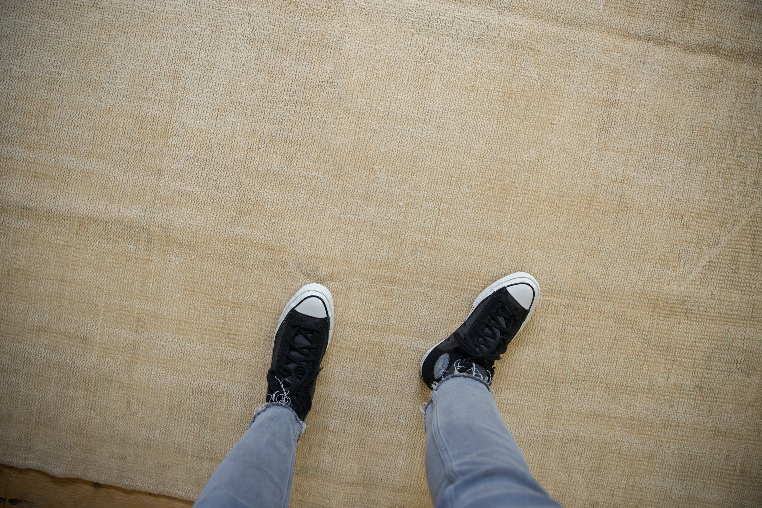 6.5x10.5 Vintage Distressed Oushak Carpet // ONH Item 9100 Image 1