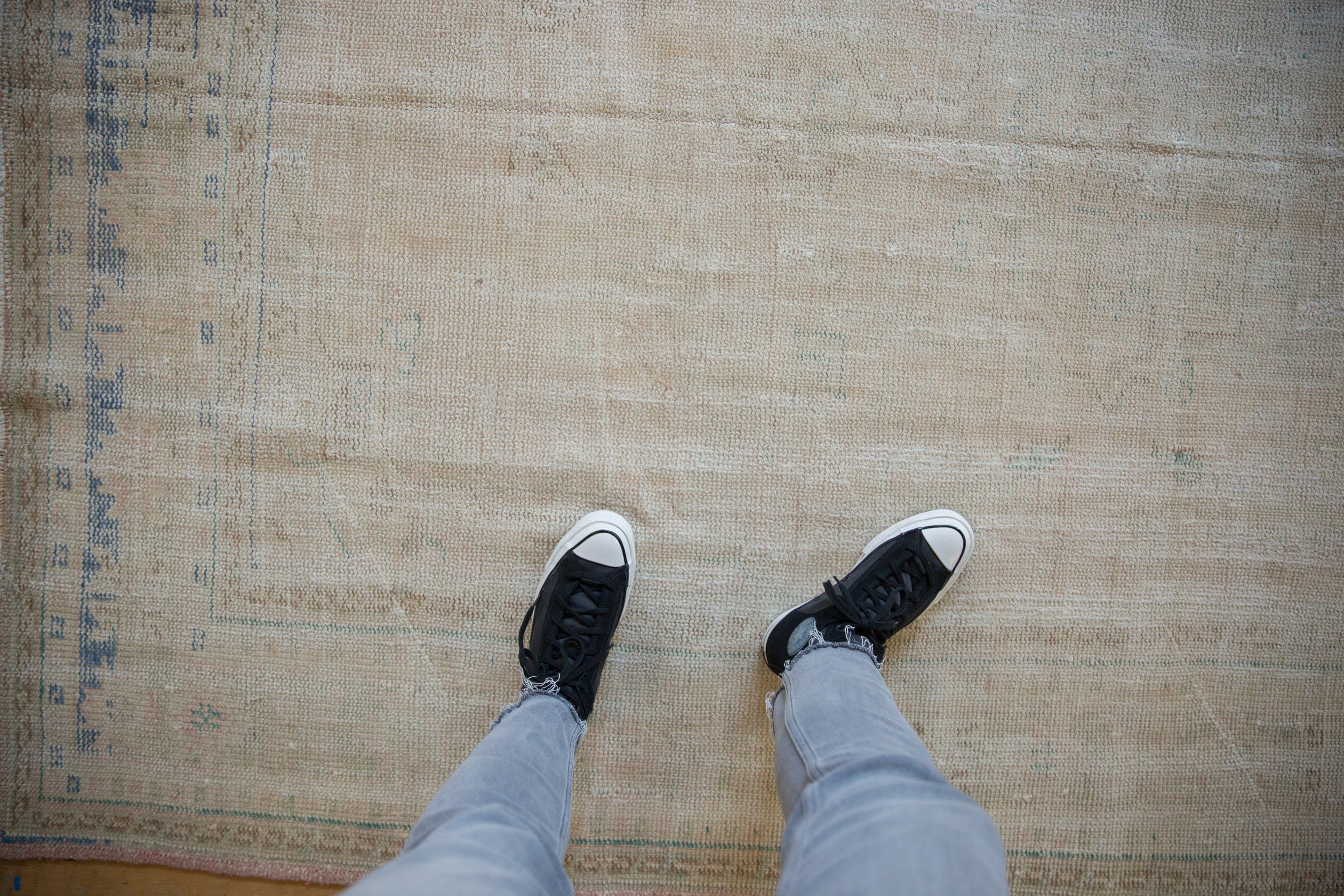 6x8.5 Vintage Distressed Oushak Carpet // ONH Item 9105 Image 1