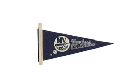Vintage New York Islanders Felt Flag Pennant // ONH Item 9181