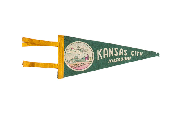 Vintage Kansas City Missouri Felt Flag // ONH Item 9192