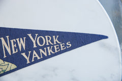 Vintage New York Yankees Felt Flag // ONH Item 9208 Image 2