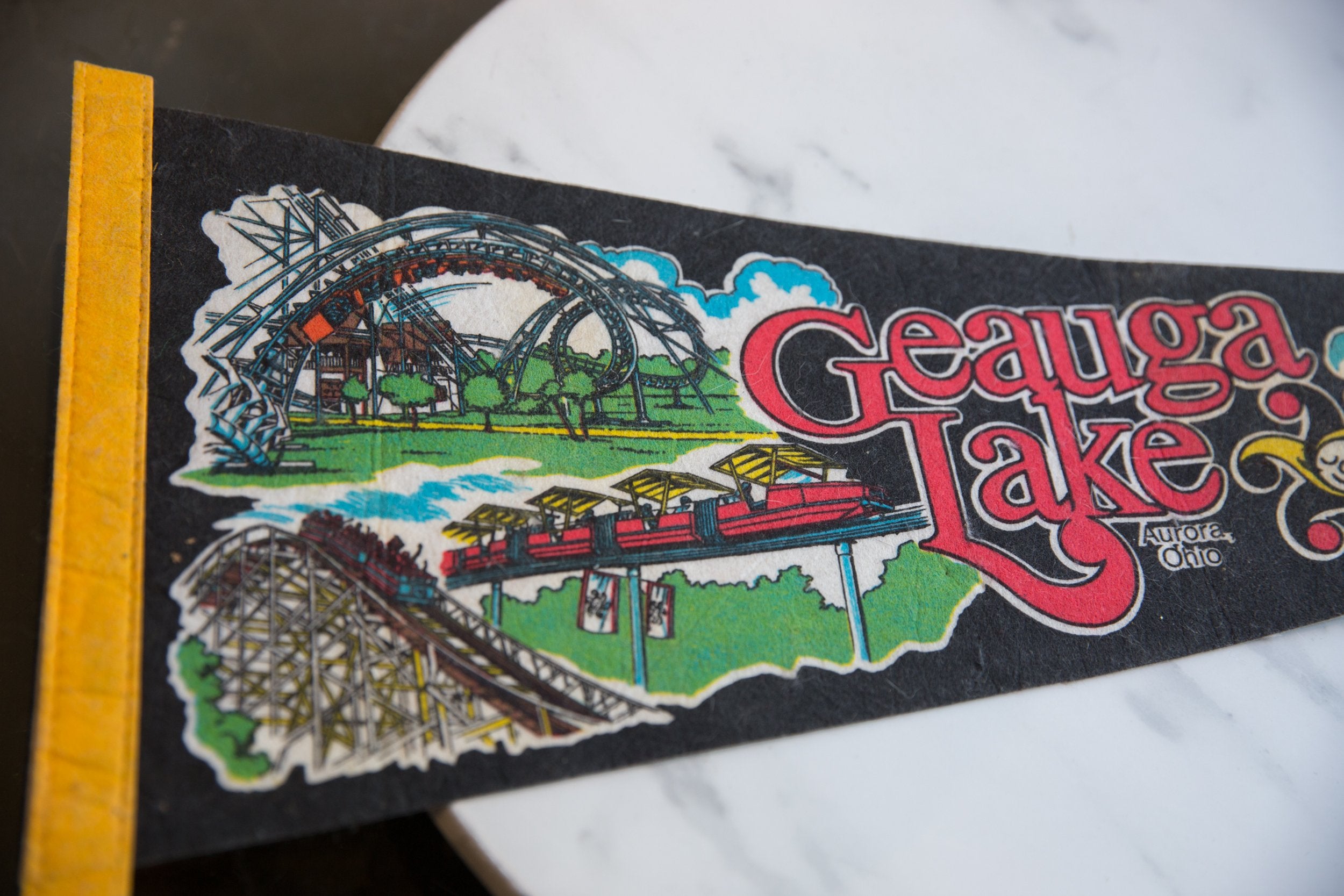 Vintage Geauga Lake Aurora Ohio Felt Flag // ONH Item 9240 Image 1