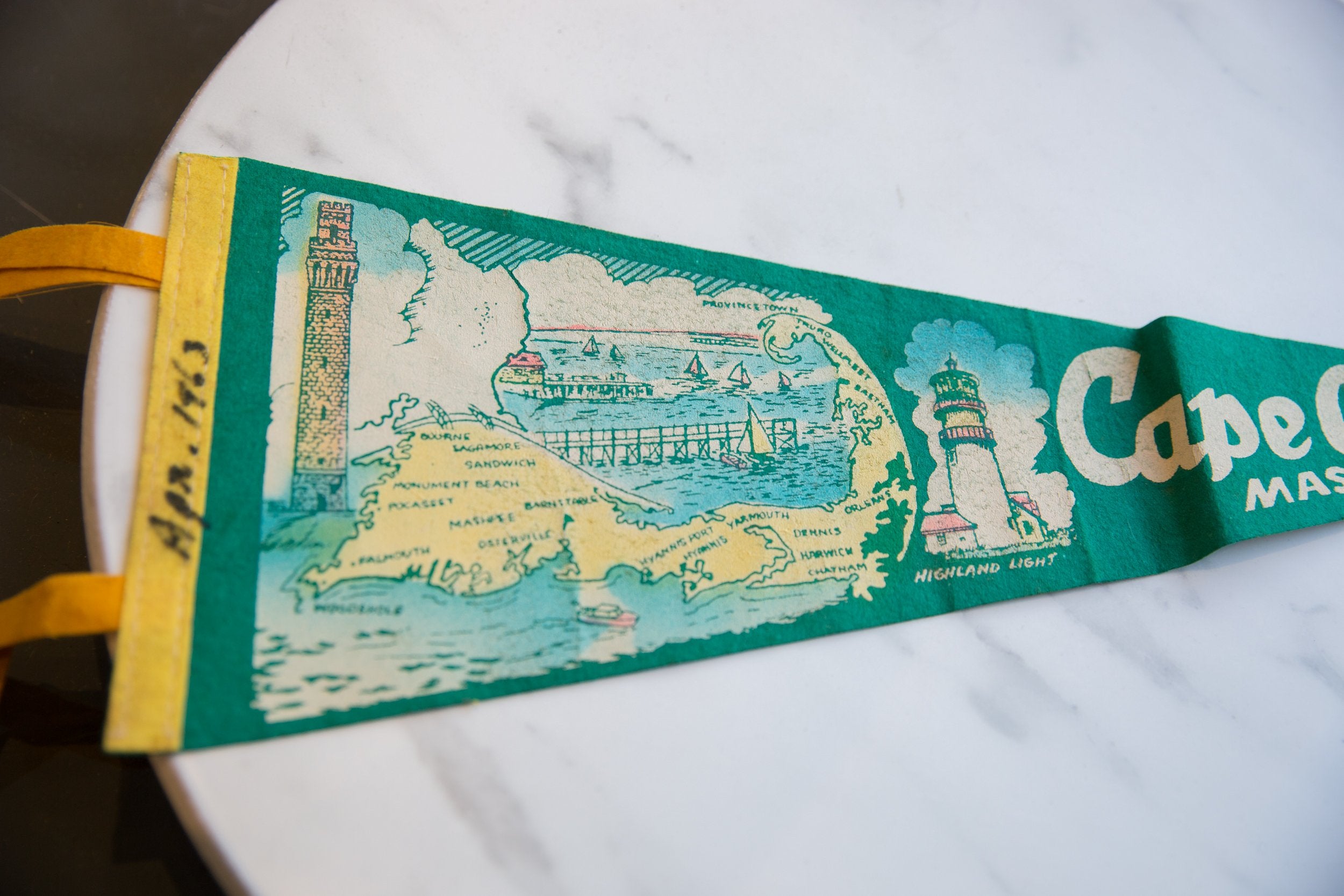 Vintage Cape Cod Massachusetts Felt Flag // ONH Item 9249 Image 1