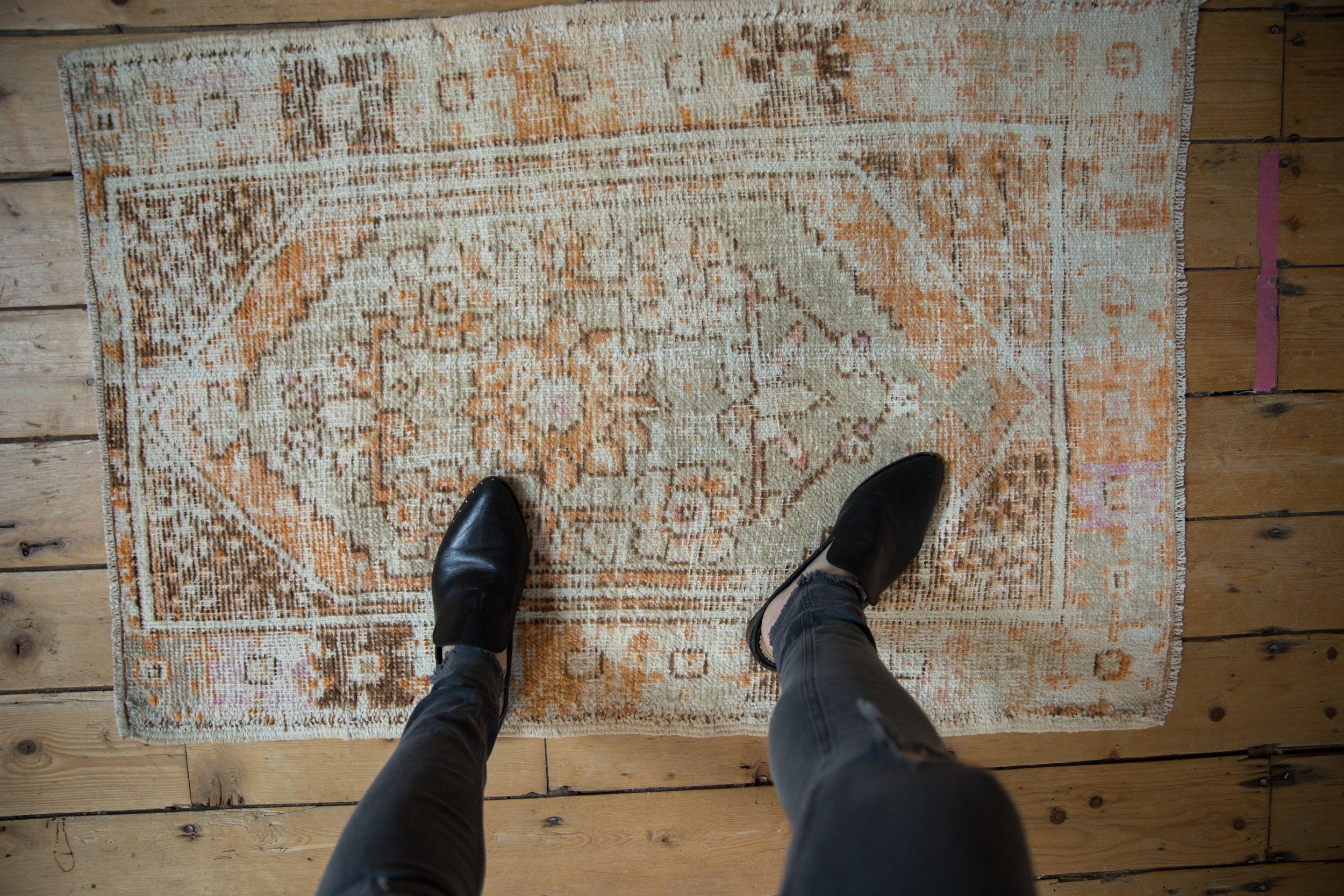 2.5x4 Vintage Distressed Oushak Rug // ONH Item 9351 Image 1