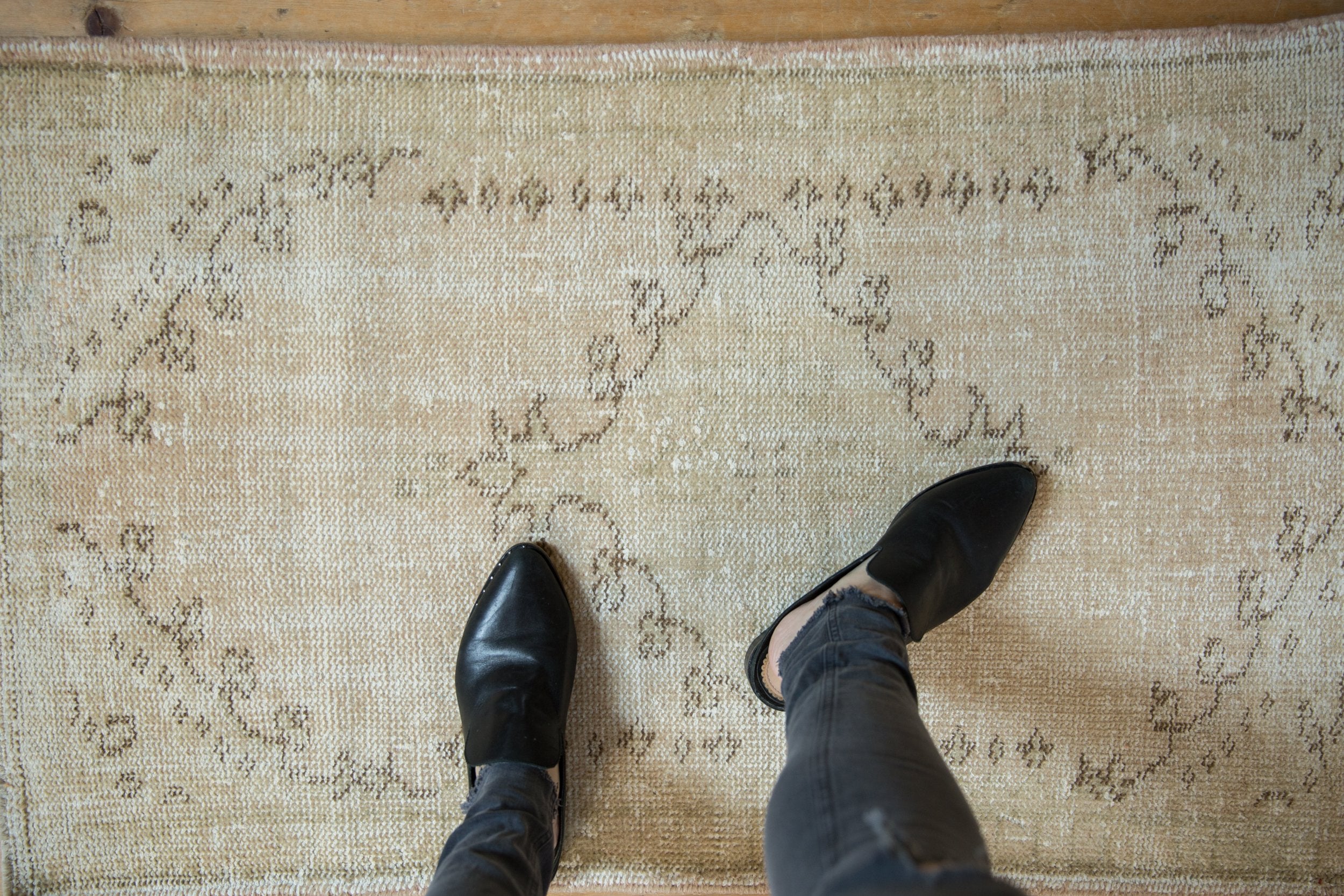 2.5x4 Vintage Distressed Oushak Rug // ONH Item 9353 Image 1