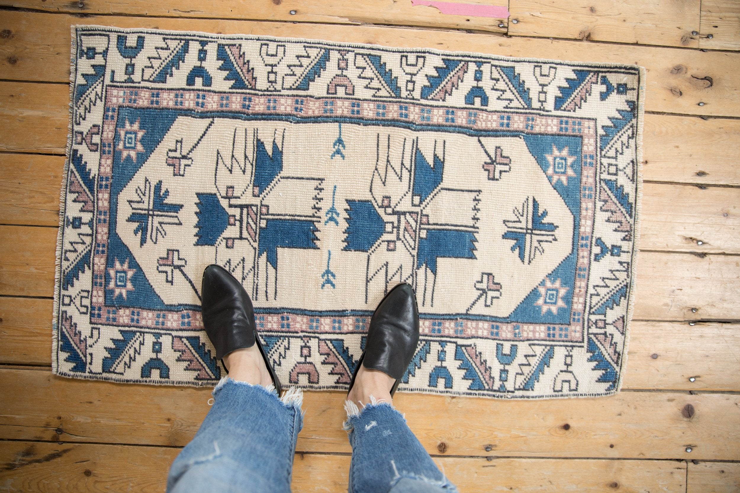 2x3.5 Vintage Distressed Oushak Rug // ONH Item 9355 Image 1