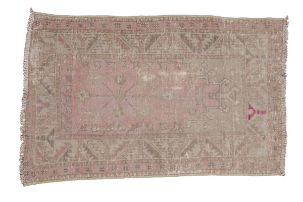 2.5x4 Vintage Distressed Oushak Rug // ONH Item 9382